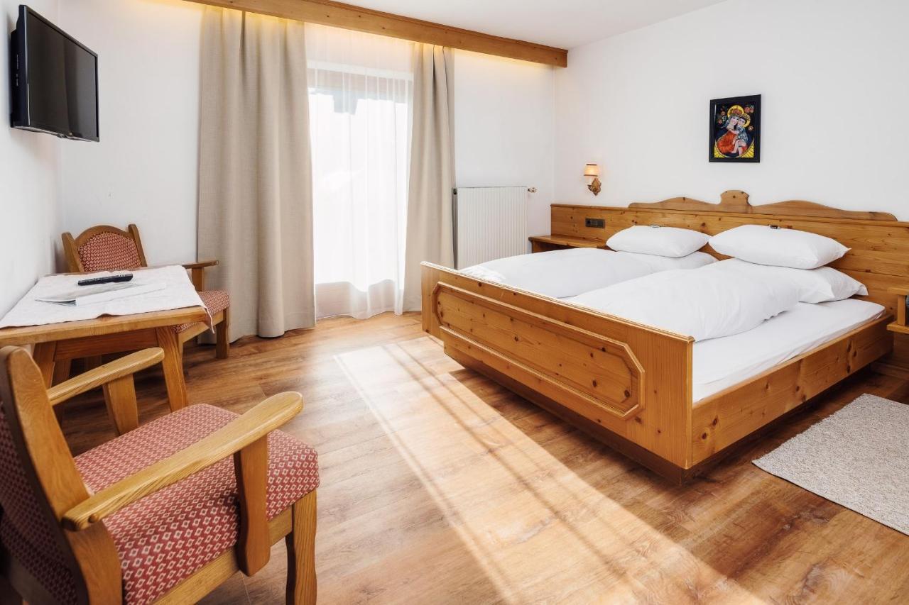 Hotel Komperdell Зерфаус Екстериор снимка