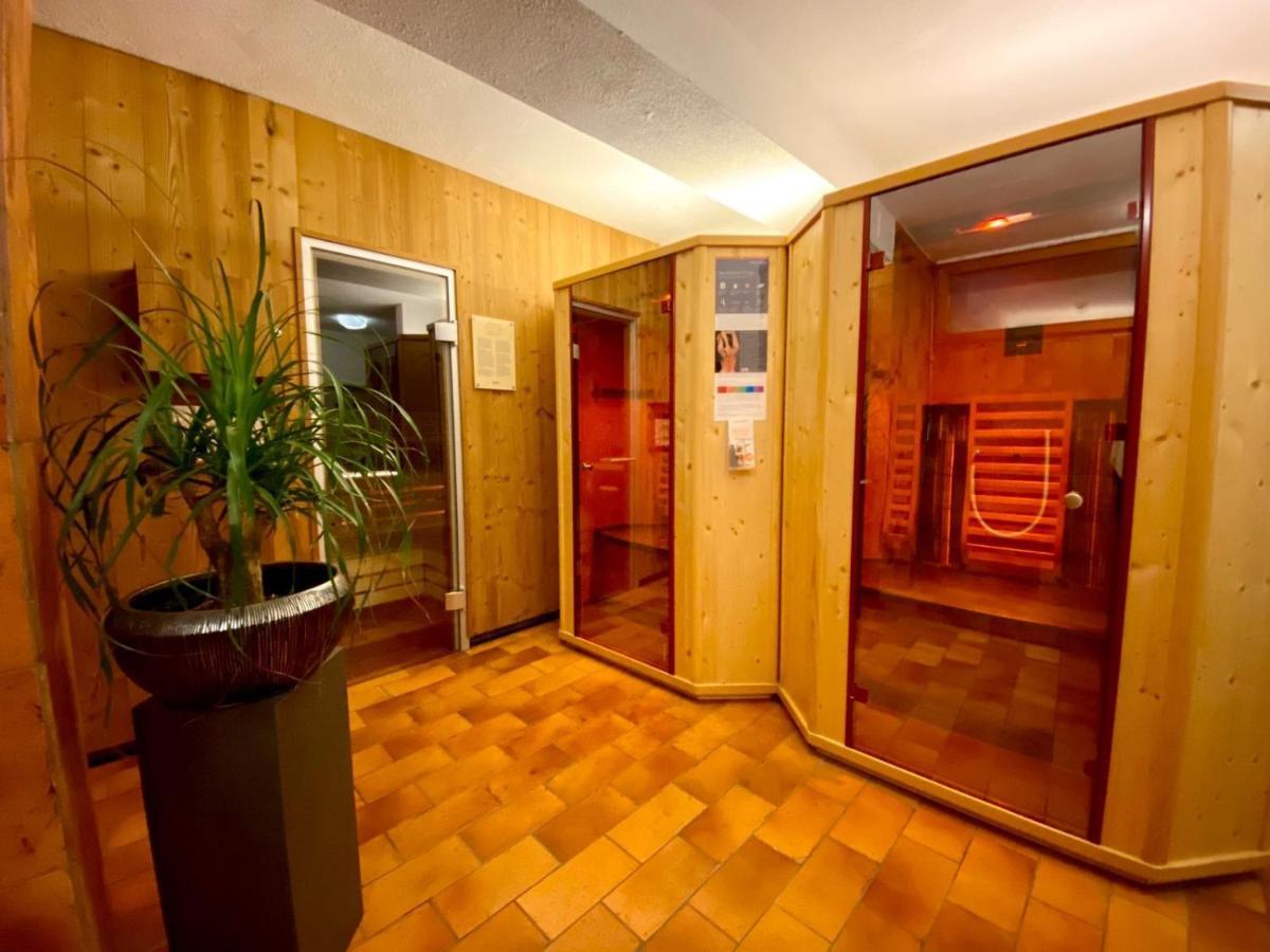 Hotel Komperdell Зерфаус Екстериор снимка